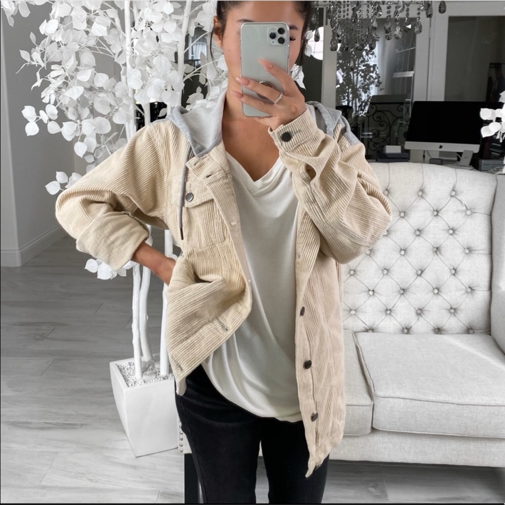 @ekattire KENNEDY— in Warm Beige